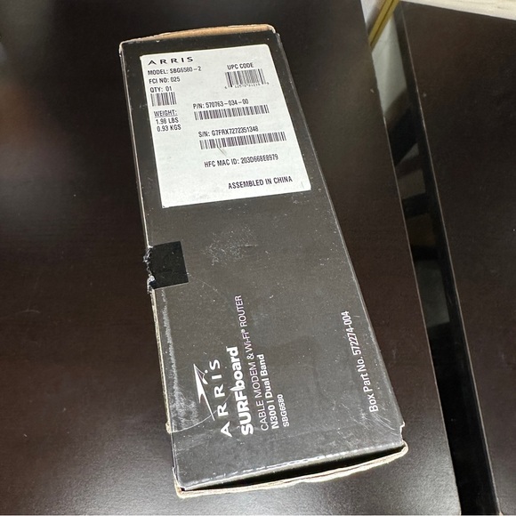 Arris SURFboard Cable Modem & Wifi Router Model SBG6580 N300 Motorola - Picture 5 of 13